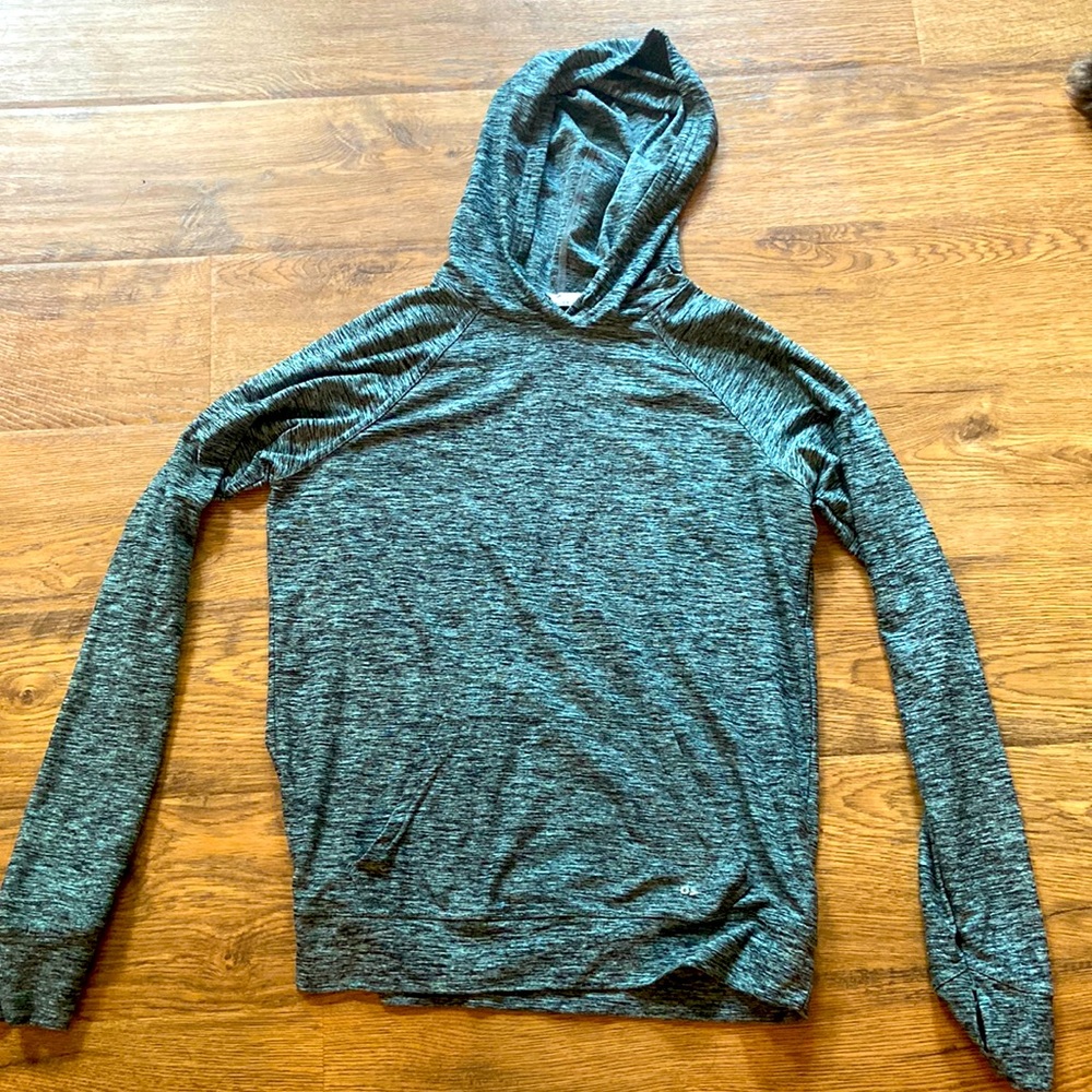 Outdoor voices pullover